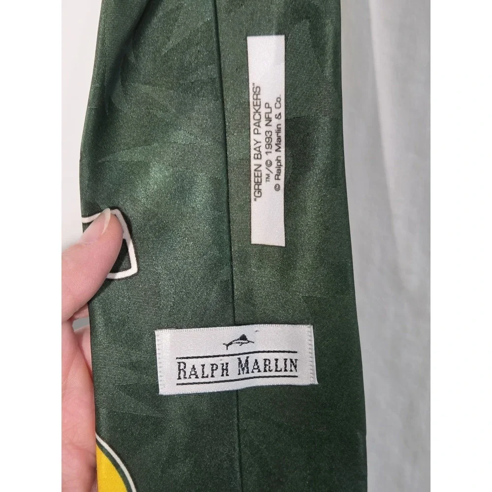 Vintage Ralph‎ Marlin Green Bay Packers Tie 1993 Polyester Made in the USA 3.75